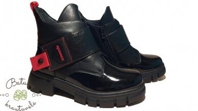 Apawwa aulinukai su plačiu lipuku (32-37) Black/Red